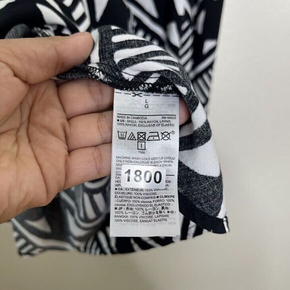 Old Navy Dress Large Black White Geo Aztec Sundress Sleeveless Fit Flare Casual - Picture 9 of 12